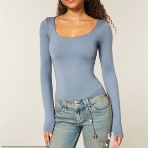 Hollister Long-Sleeve Seamless Fabric Scoop neck long sleeve Blue